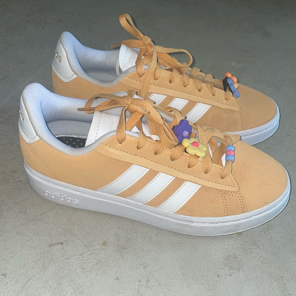 Addidas